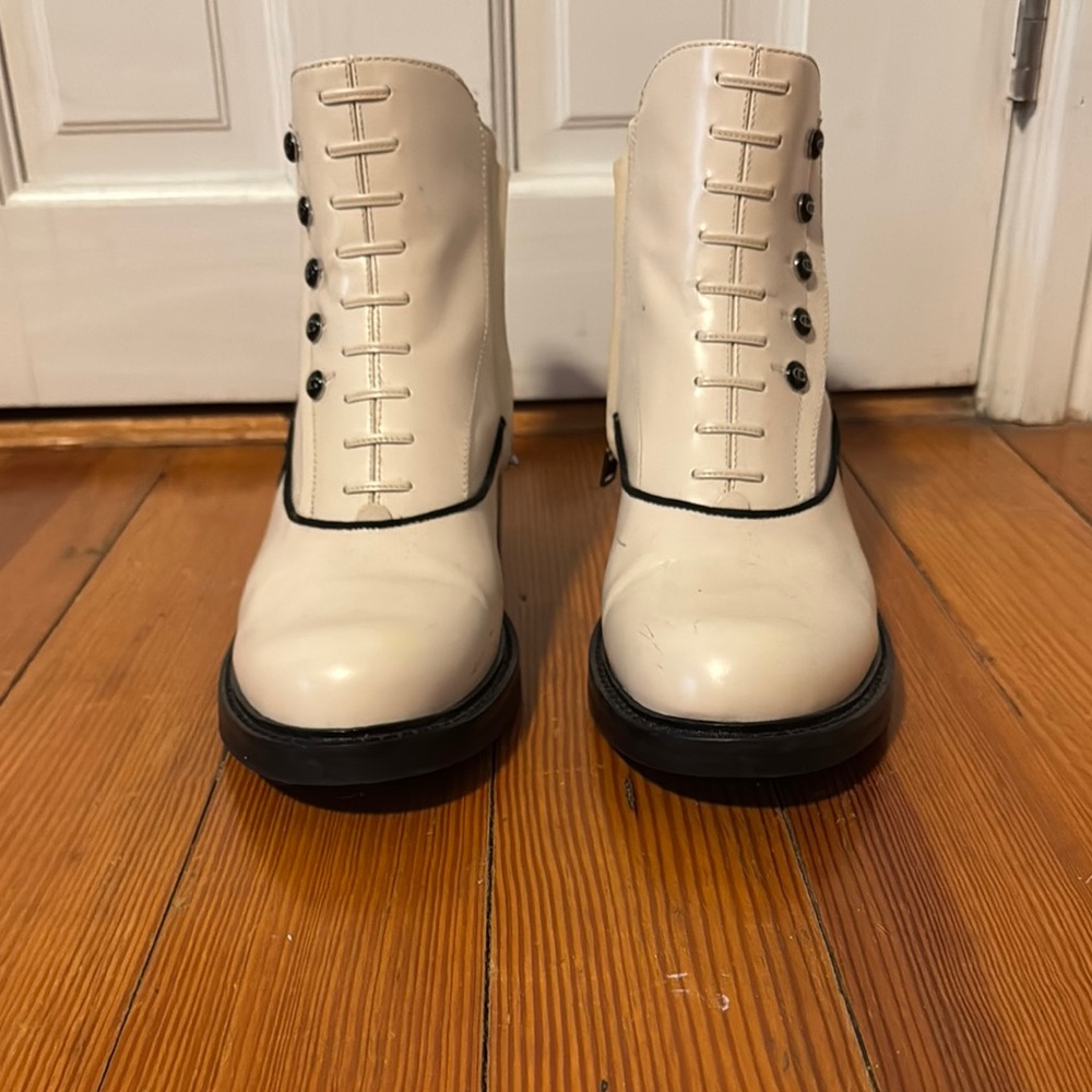 Women's Cream Lace-Up Ankle Boots